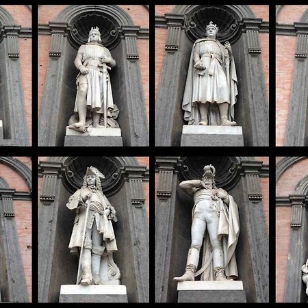 Piazza Carita' Centro Storico Lägenhet Neapel Exteriör bild